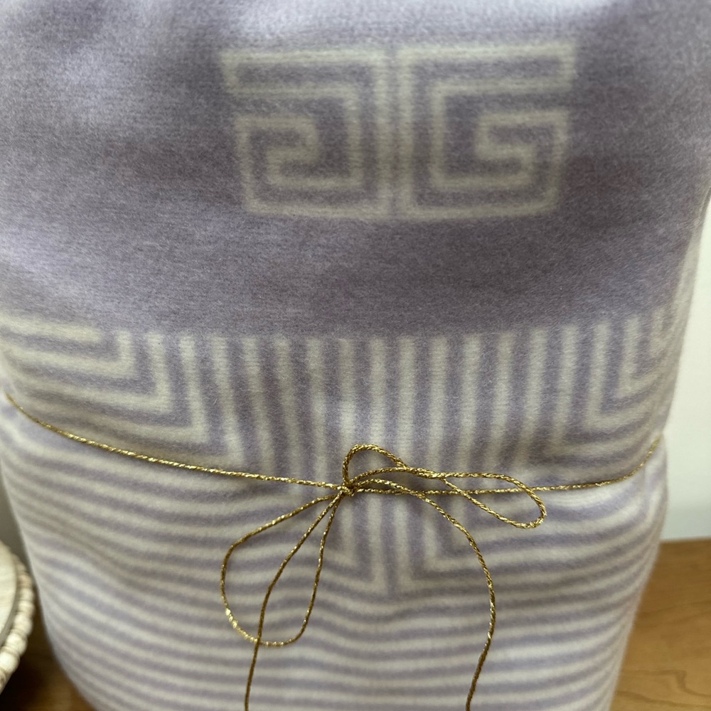 Lavender Geometric Patterned Blanket - Picture 2 of 3